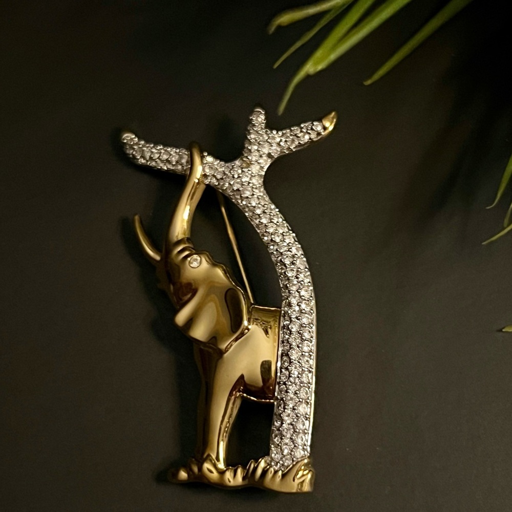 Vintage Swarovski Limited Edition Gold Plated Elephant Brooch Pin